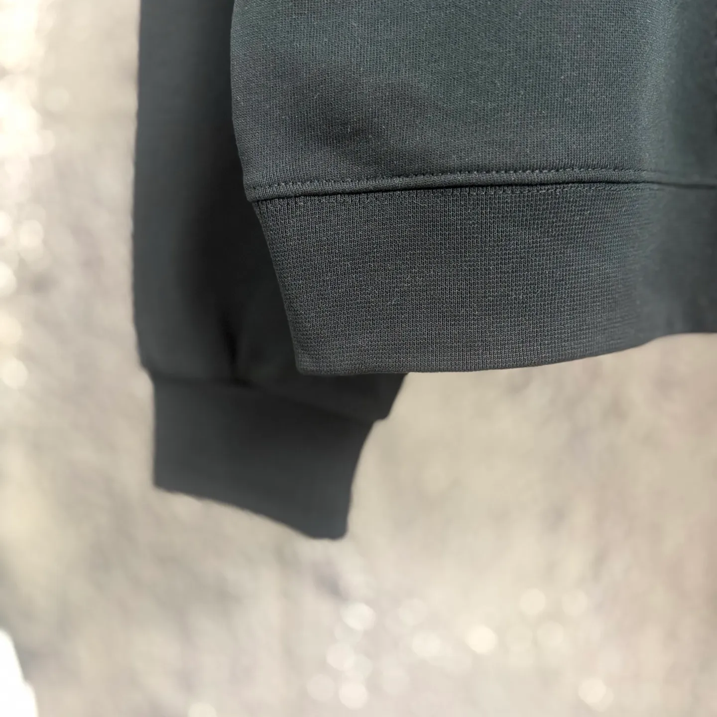 《𝙉𝙚𝙬⚜️ 》 2026* New Arrival 460 Same Style Size：S M L XL XXL ：White Black Light Coffee Brown
